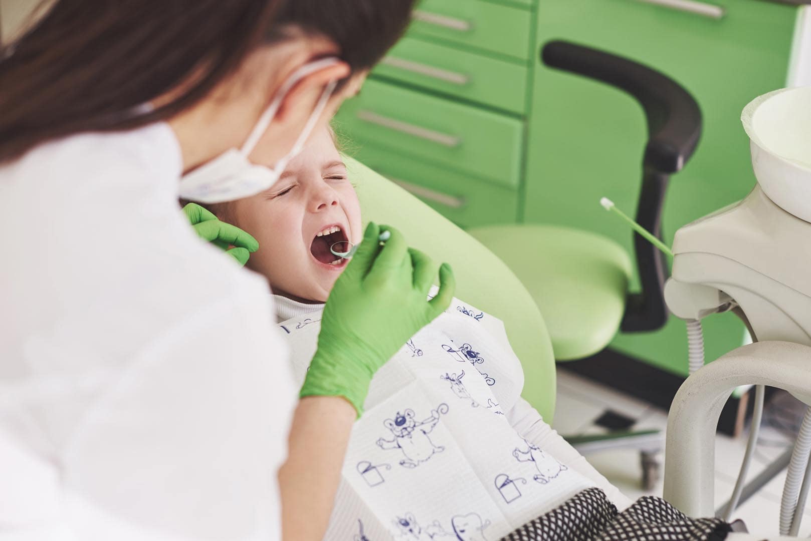 Tips for Choosing the Right Pediatric Dentist for Your Family