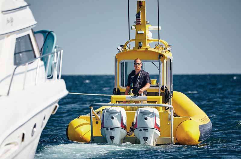 The Importance of a Trusted Boat Towing Service