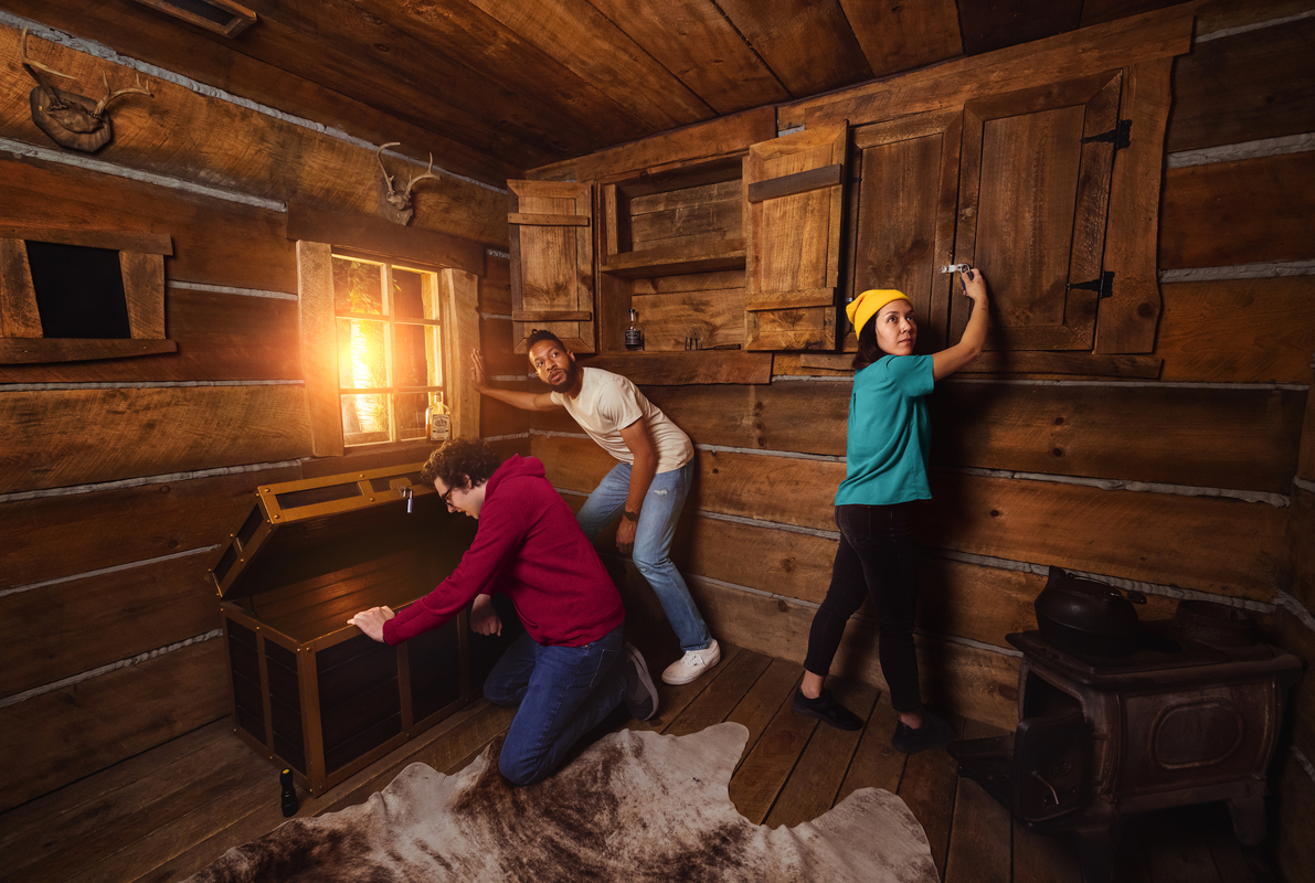 Midnight Escapades: Unveiling Secrets in Escape Room Adventures